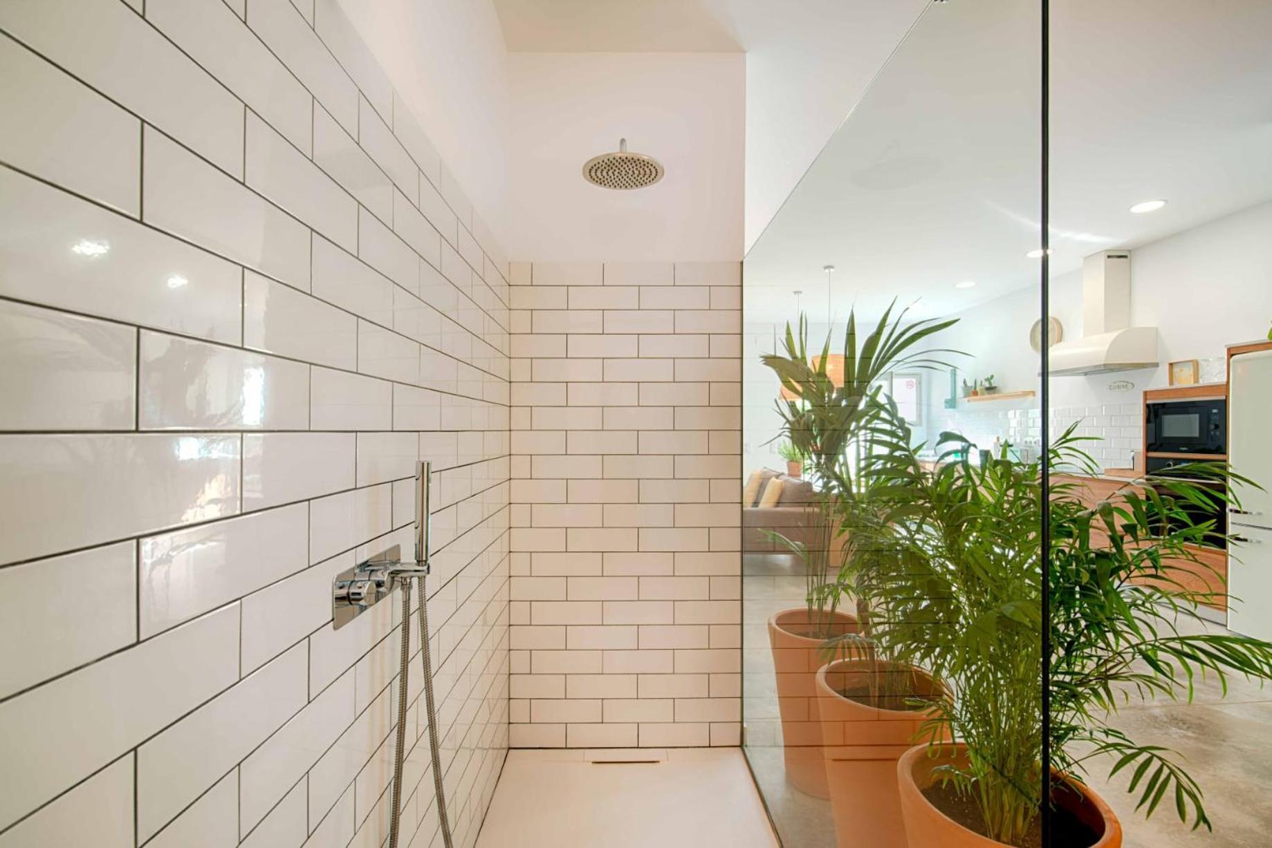 Loft Con Piscina Climatizada De Agua Salada Y Parking En El Centro De Figueres Figueres (Girona) Exterior foto